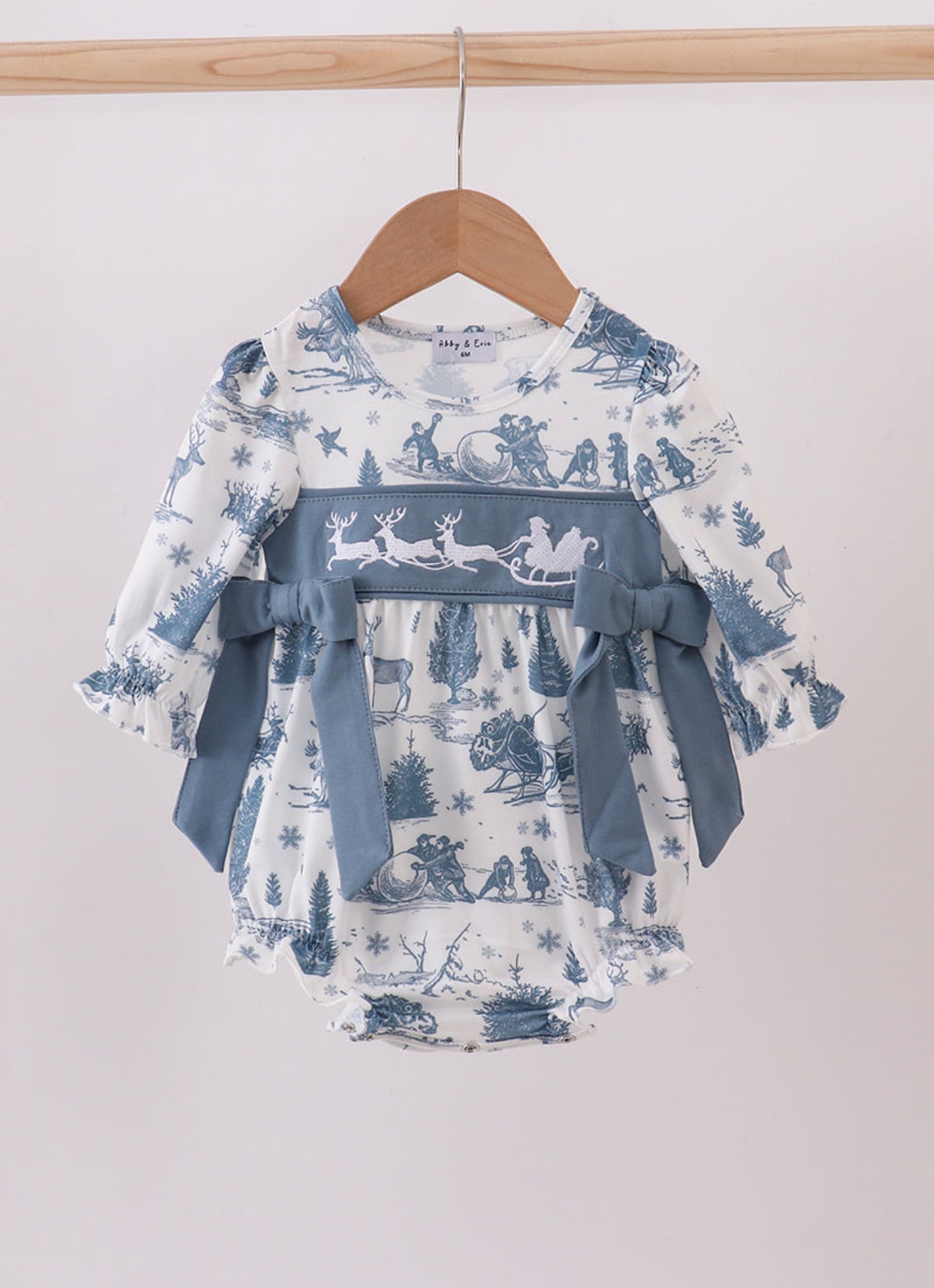 Blue Toile Ruffle Bubble