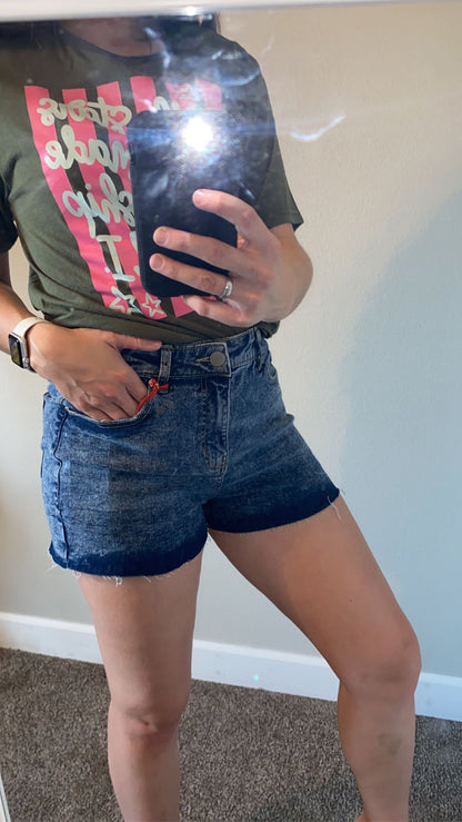 Mesa Raw Hem Shorts