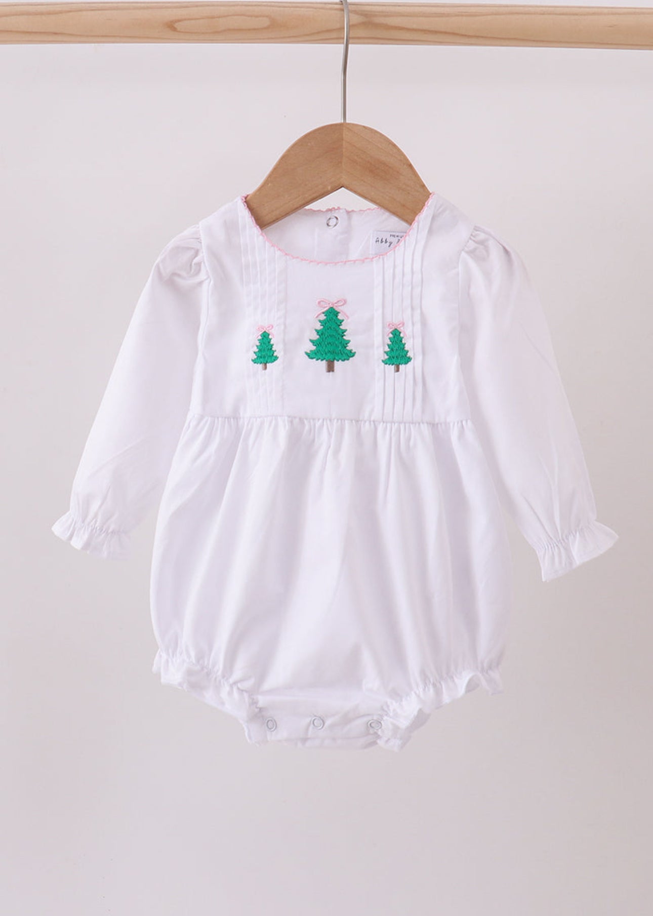 Pleated Christmas Tree Bubble