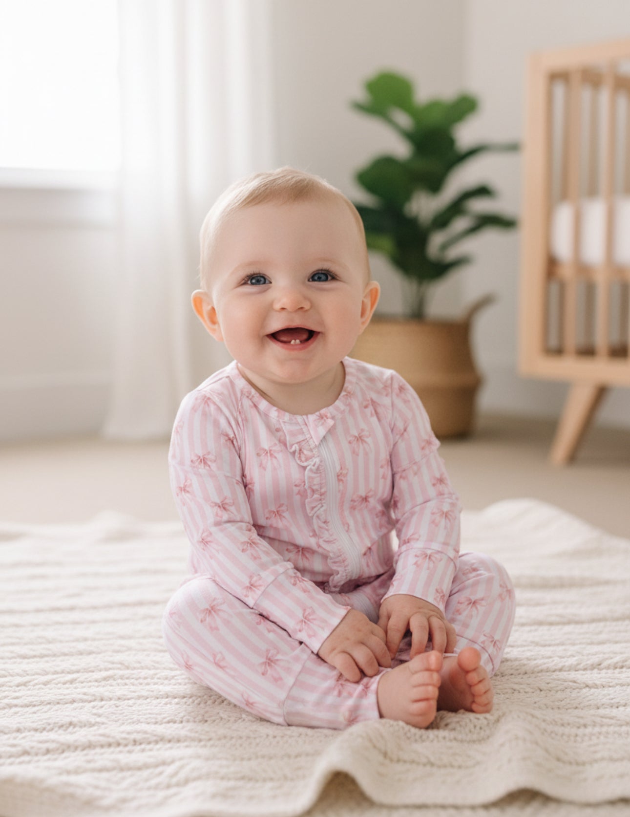 Blush and Bow Ruffle Bamboo Zippy