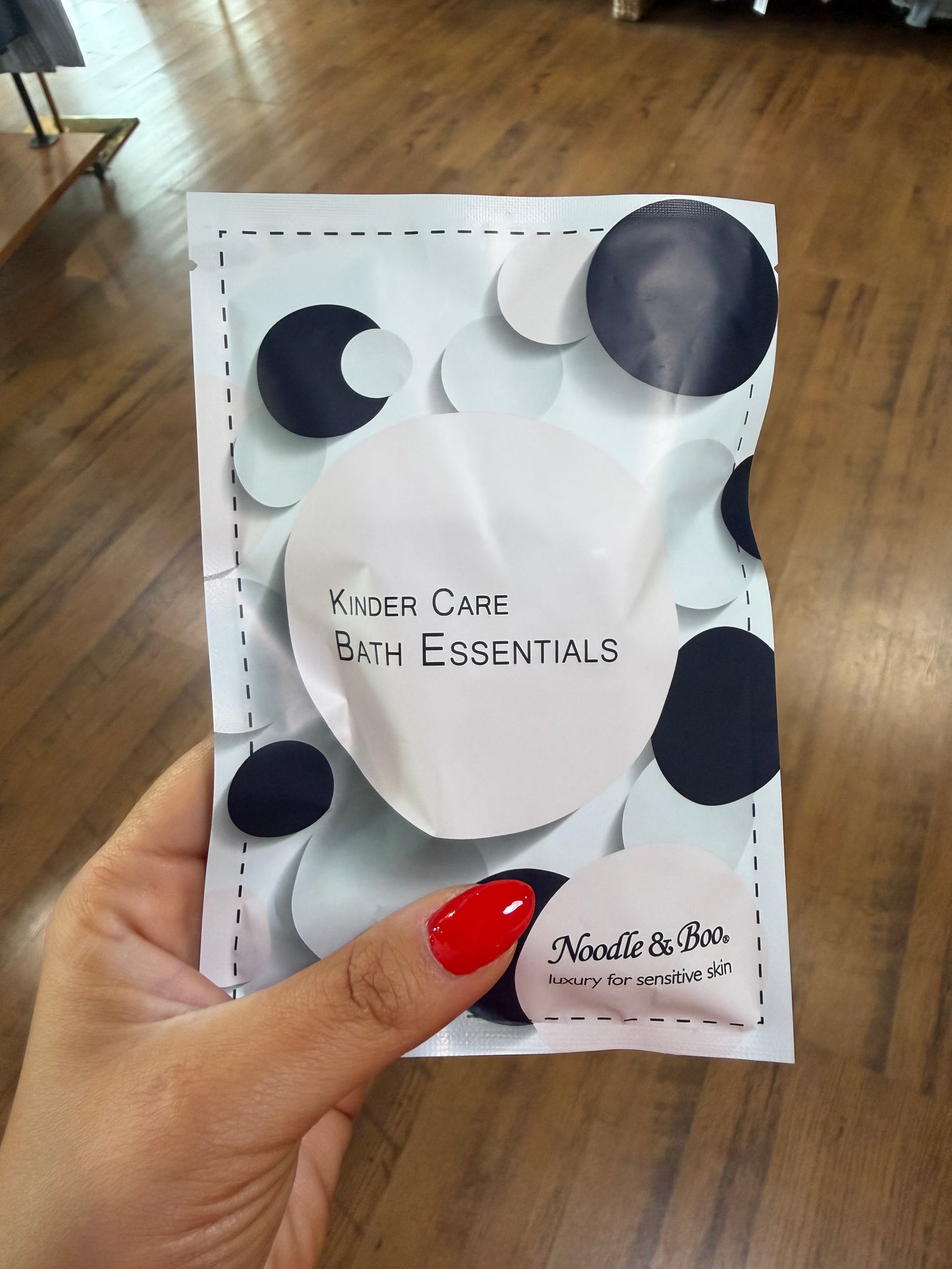 Noodle & Boo: Bath Essentials Gift Sample Set