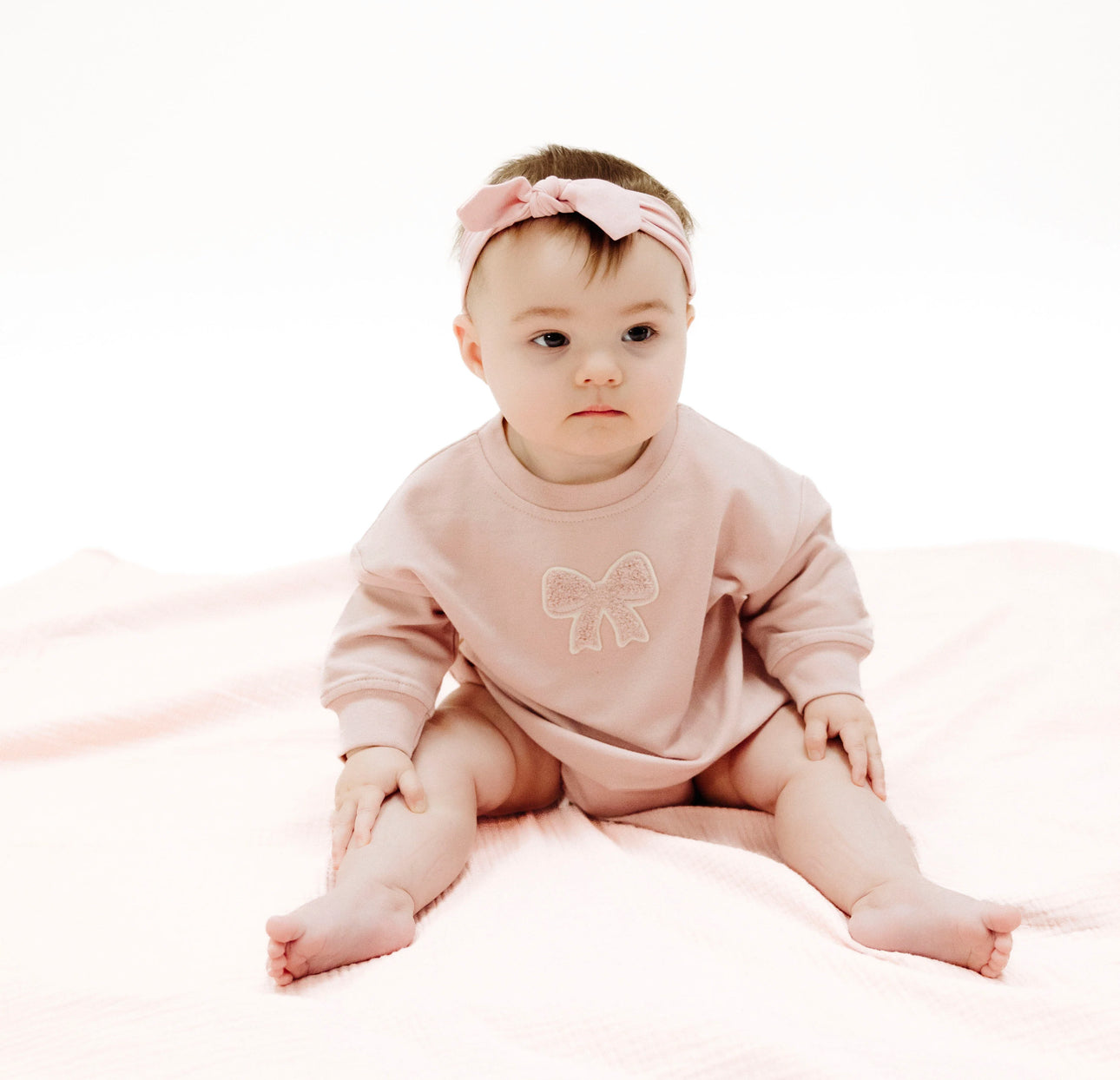 Oversize Sweatshirt with Applique- Bows and Ballet