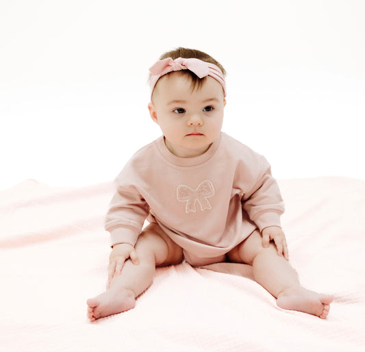 Oversize Sweatshirt with Applique- Bows and Ballet